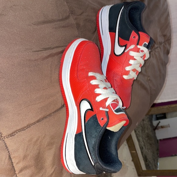 Red, White and Black Nike Airs! - Picture 4 of 6